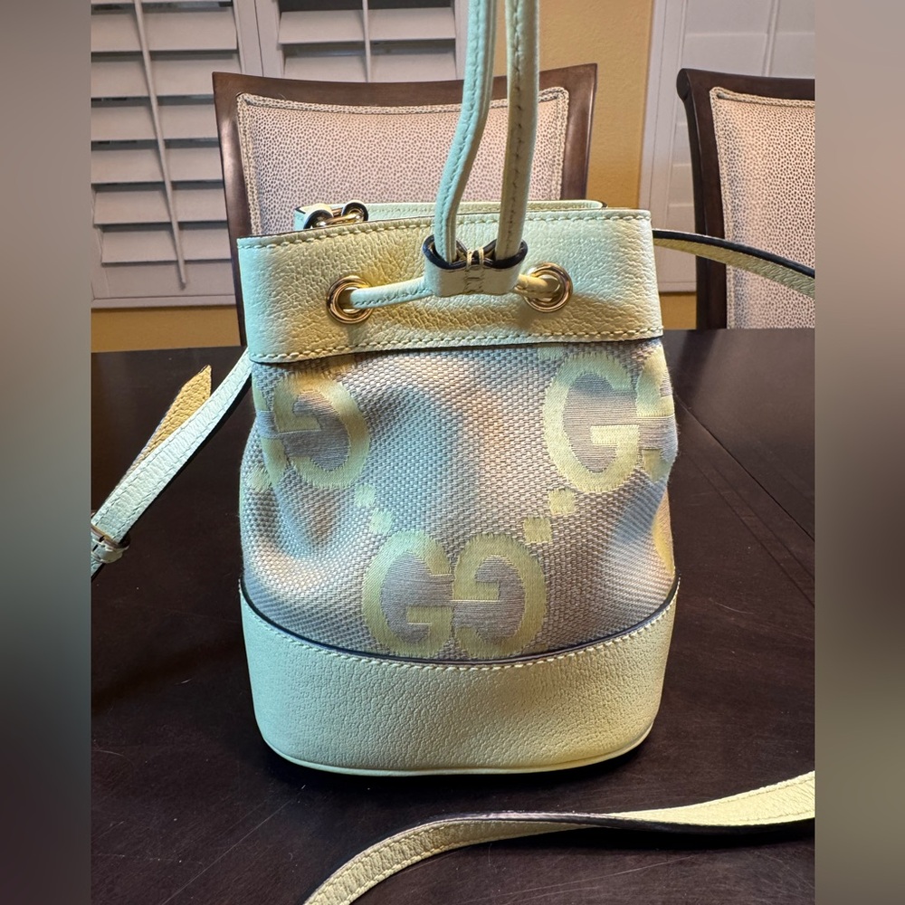 New Authentic Gucci GG Supreme Jumbo Logo Bucket Shoulder Bag - Picture 3 of 13